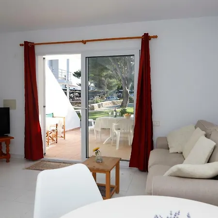 Amanecer En Port D'addaia إيز ميركاذال